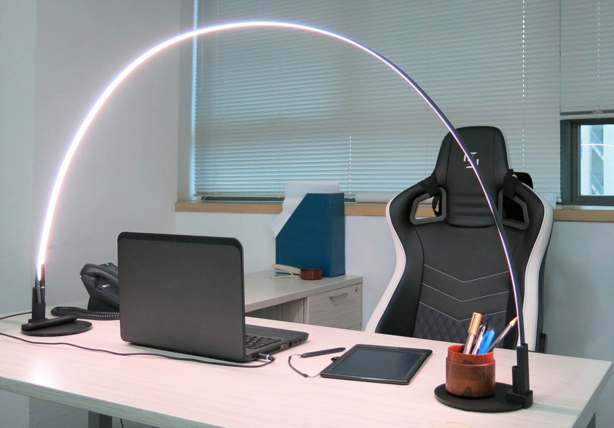 ArchFlex Task Lamp