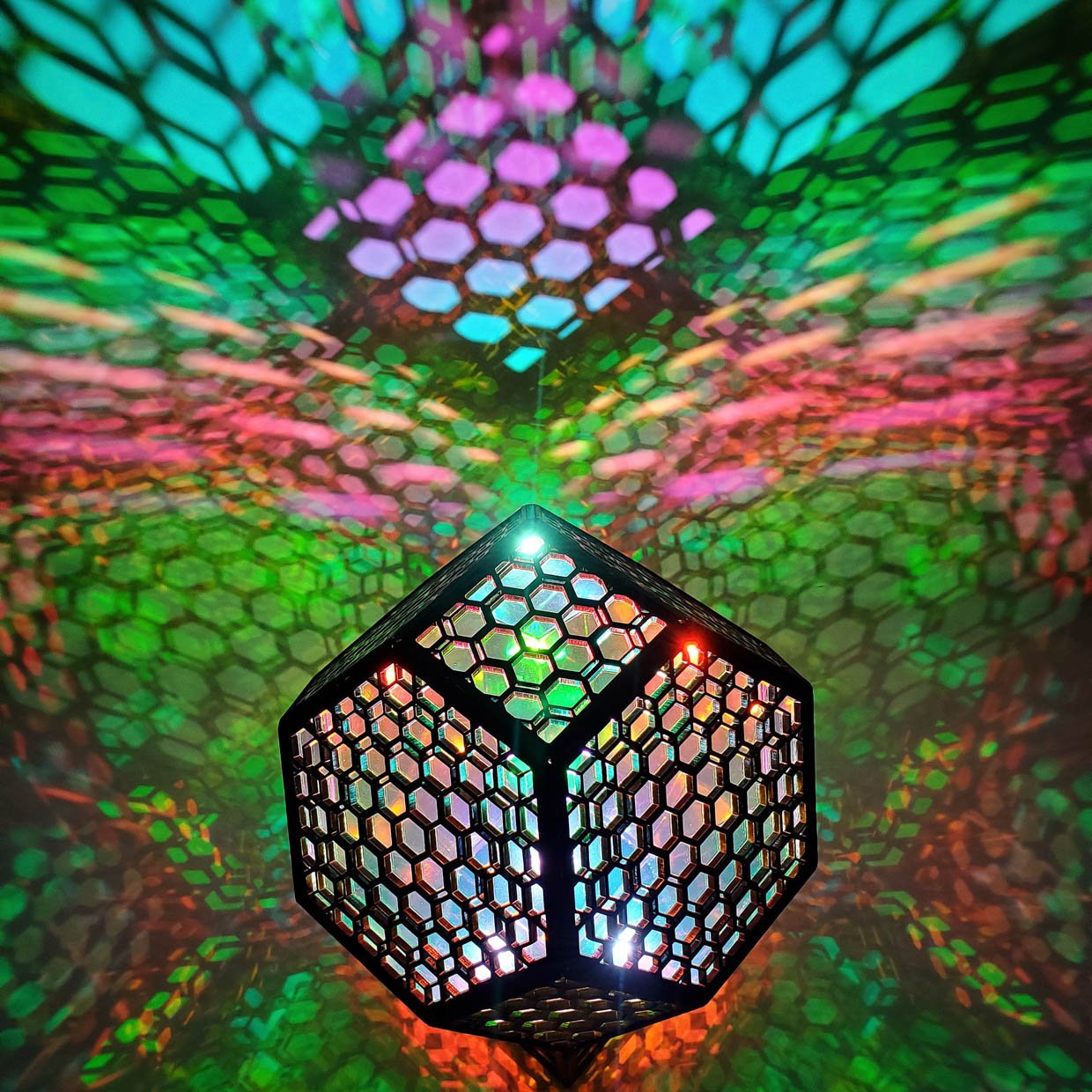Illuminated Hive Lamp