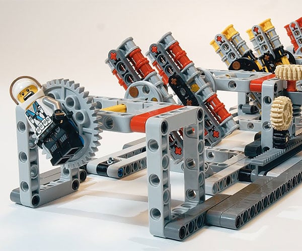 LEGO Magnet Machine