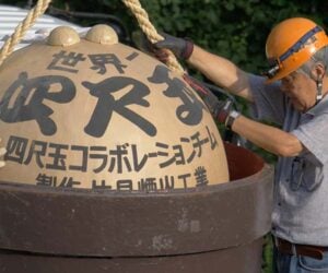 How Giant Japanese Fireworks Are Made