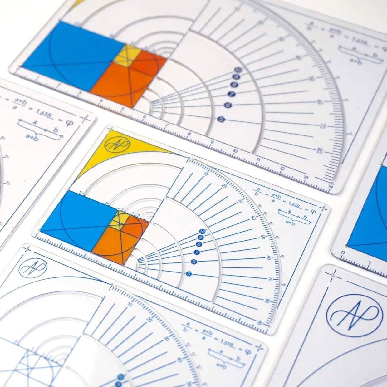 Phi Ruler 2.0 Helps You Draw with the Golden Ratio