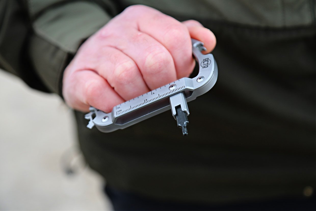 OCTO Carabiner Multitool