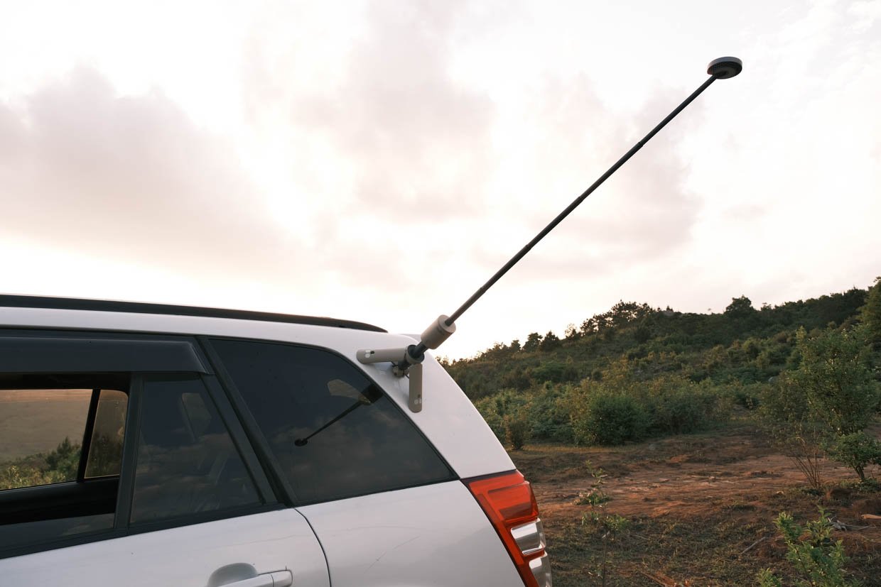 Outask Outdoor Telescopic LED Camping Light! This Light is Super Cool! 