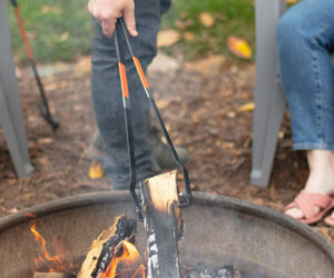Pit Command Talons Fire Pit Tool
