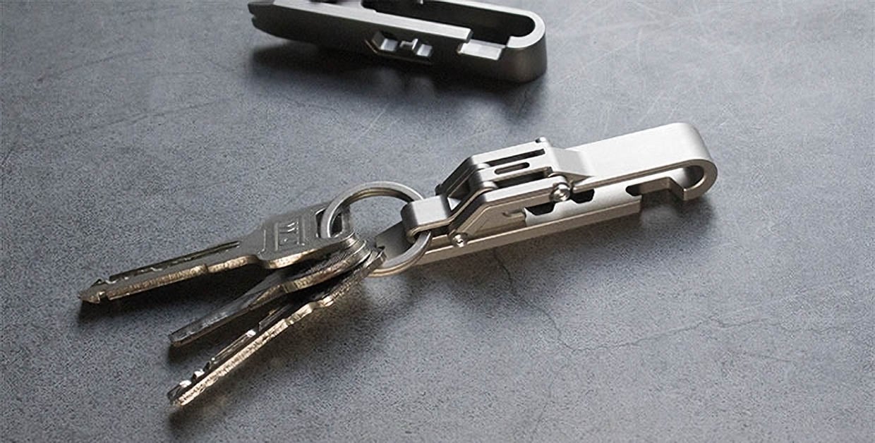 Ideaspark Titanium Multifunction Keychain