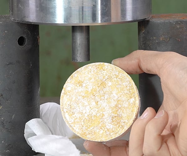 Making Survival Biscuits with a Hydraulic Press