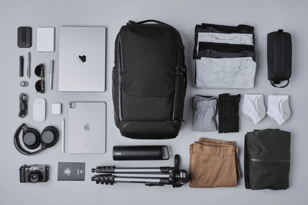 Alpaka Elements Travel Backpack Keeps You Organized on the Go