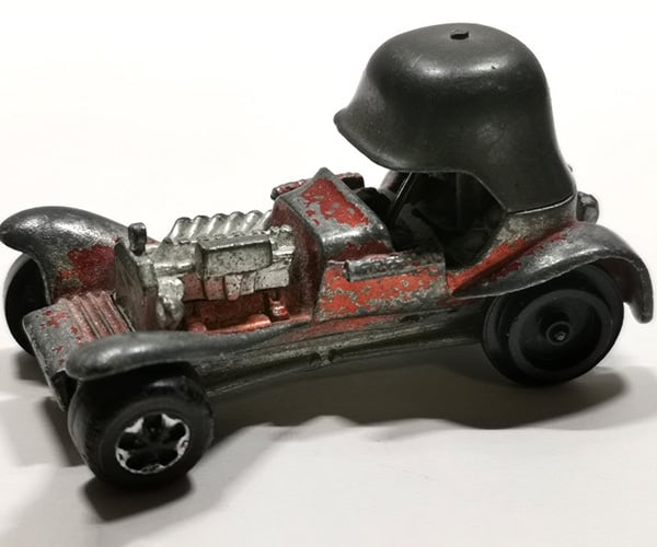 http://theawesomer.com/restoring-a-hot-wheels-red-baron-car/689964/