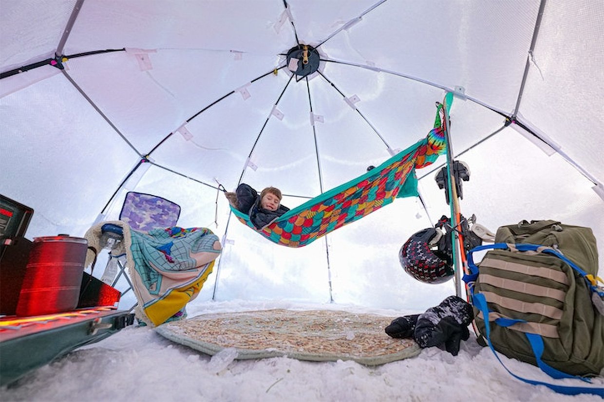 Inland Iglu Helps You Build the Ultimate Winter Ice Fort