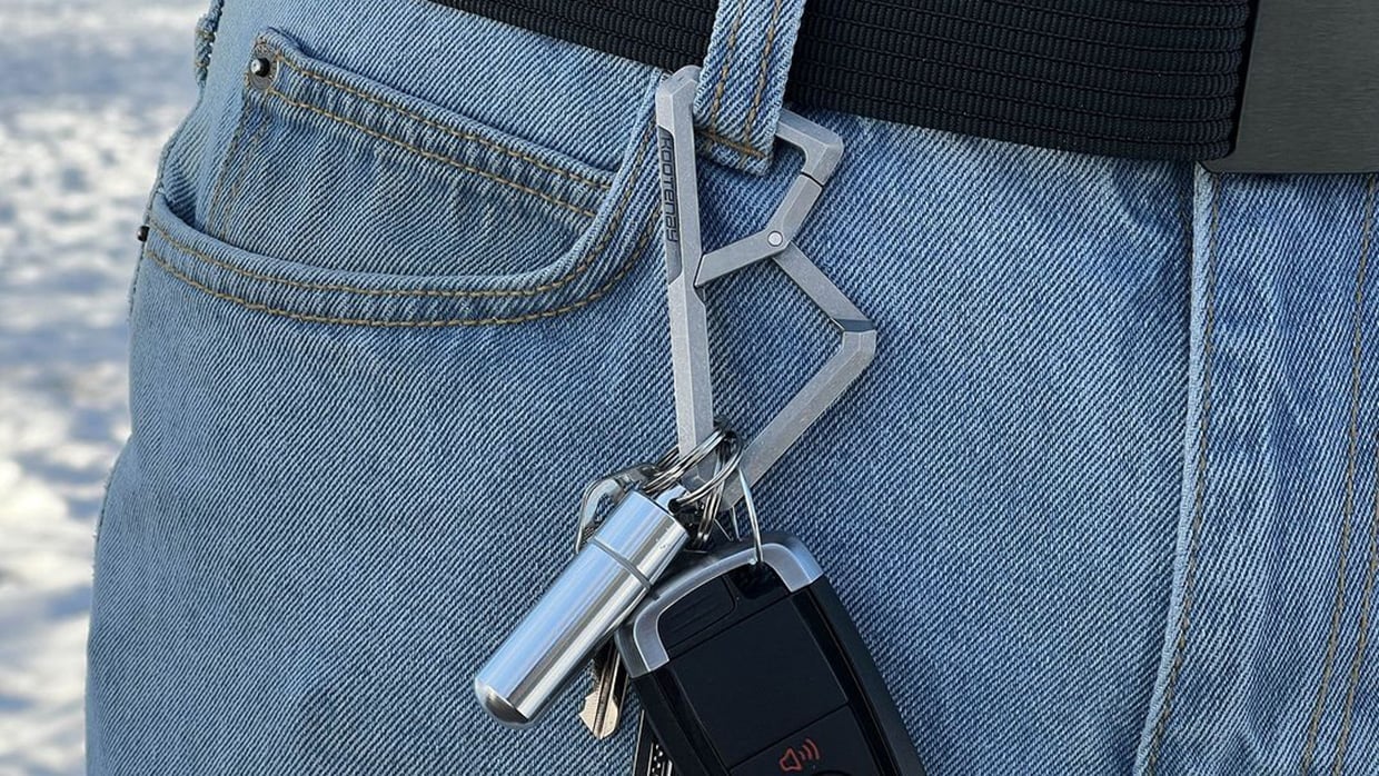 Kootenay Titanium Carabiner Clip