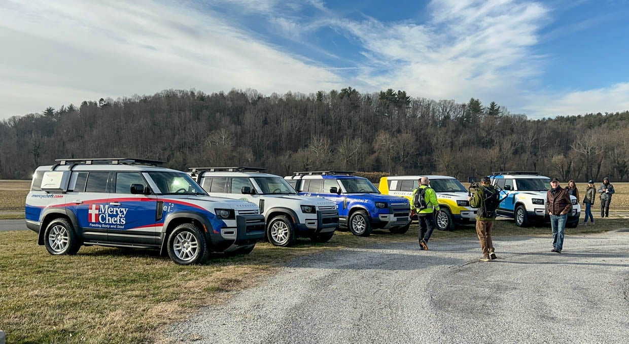 2022 Land Rover Defender Service Award Winners