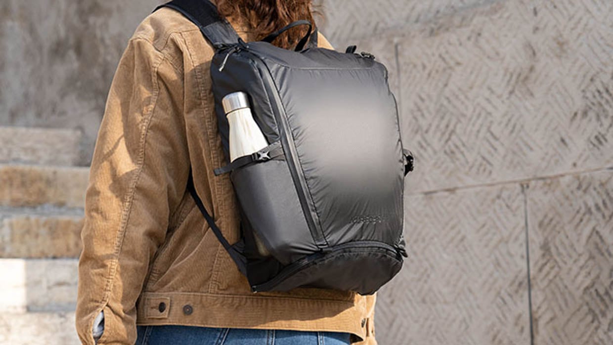 AuraOne Collapsible 12-Pocket Backpack