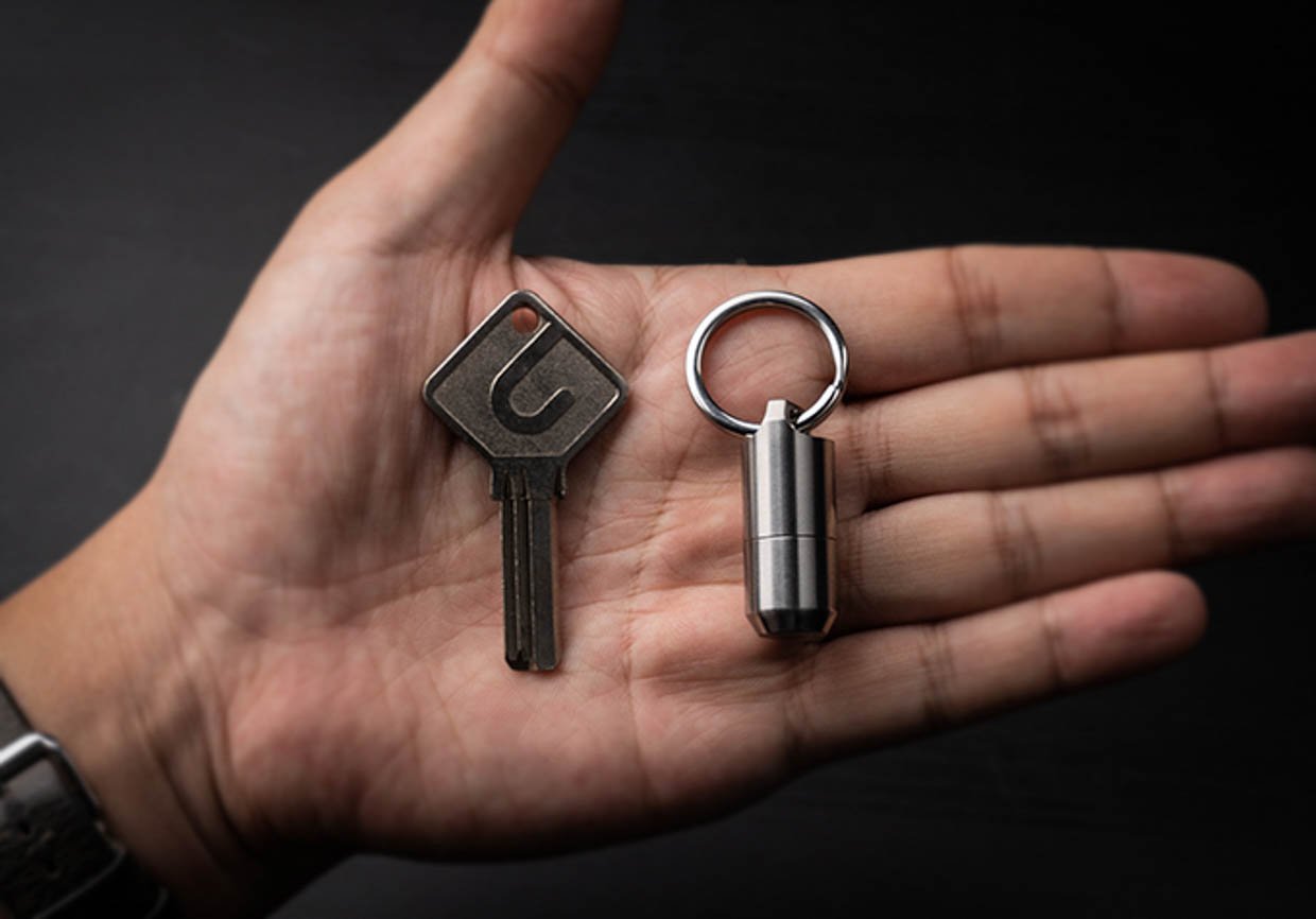 MagCutor Keychain Cutting Tool