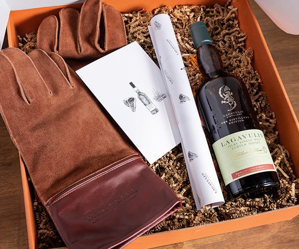 Lagavulin Distillers Edition Gift Box