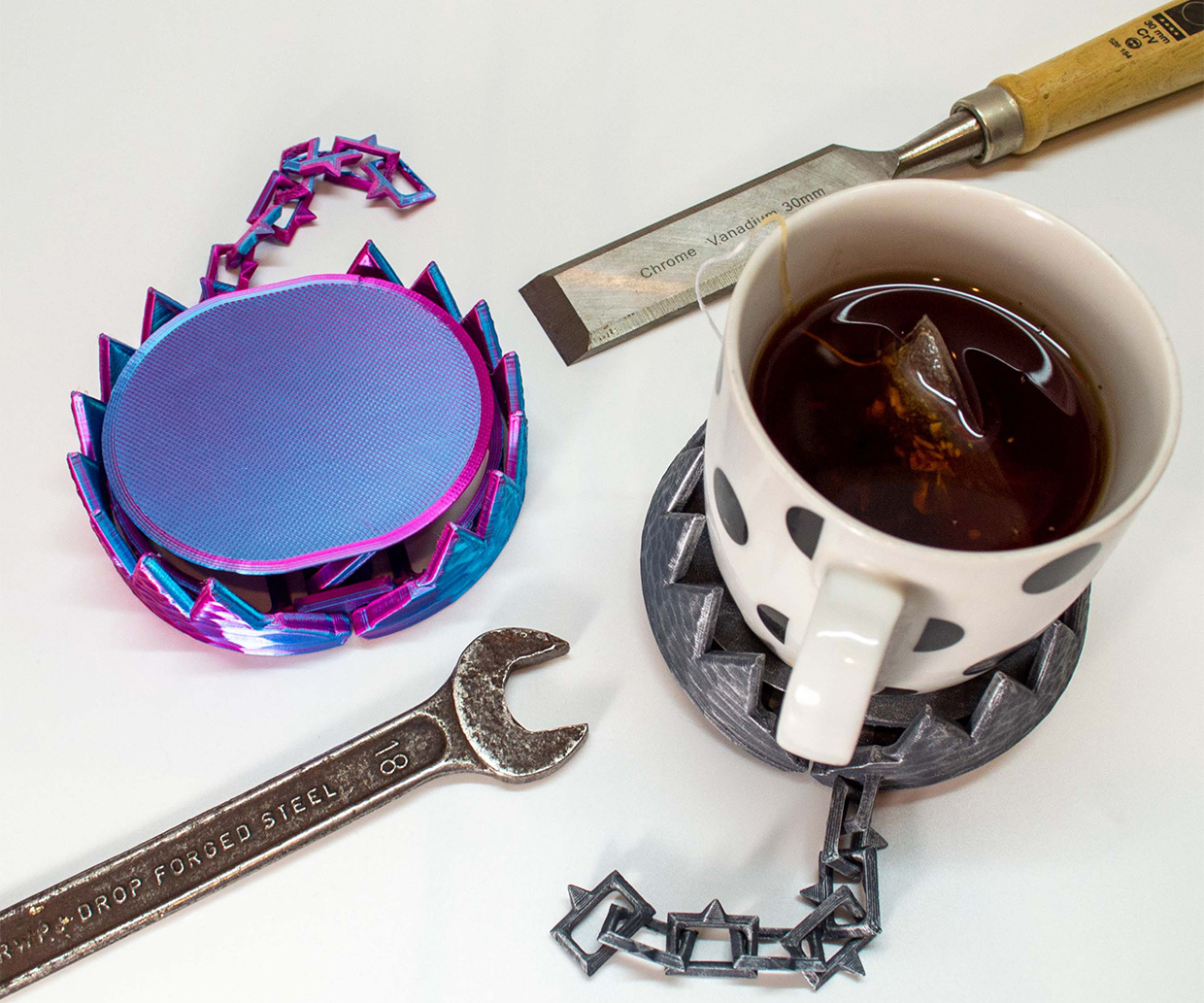 Mug Trap Self-Adjusting Drink Coaster