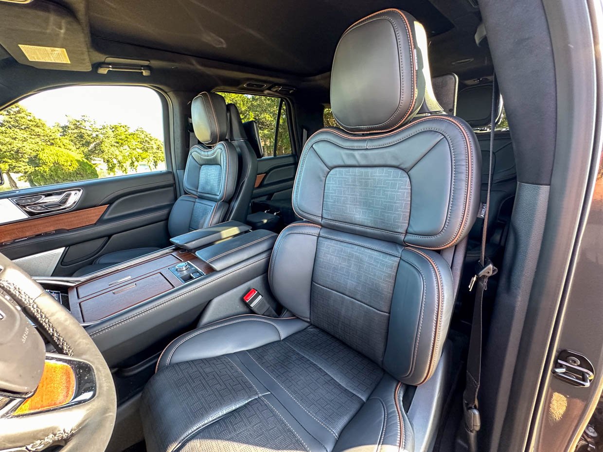 2023 Lincoln Navigator L Black Label Review: A Long, Luxury Limousine