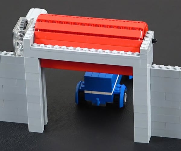 10 Kinds of Motorized LEGO Doors