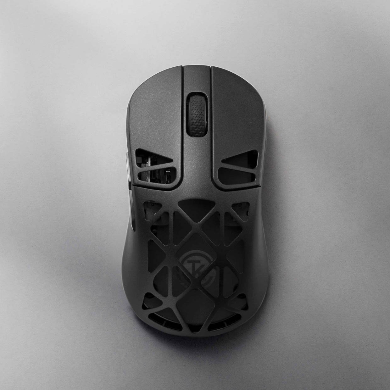 The Keychron M3 Mini 4K Metal Wireless Mouse Has a Magnesium Shell