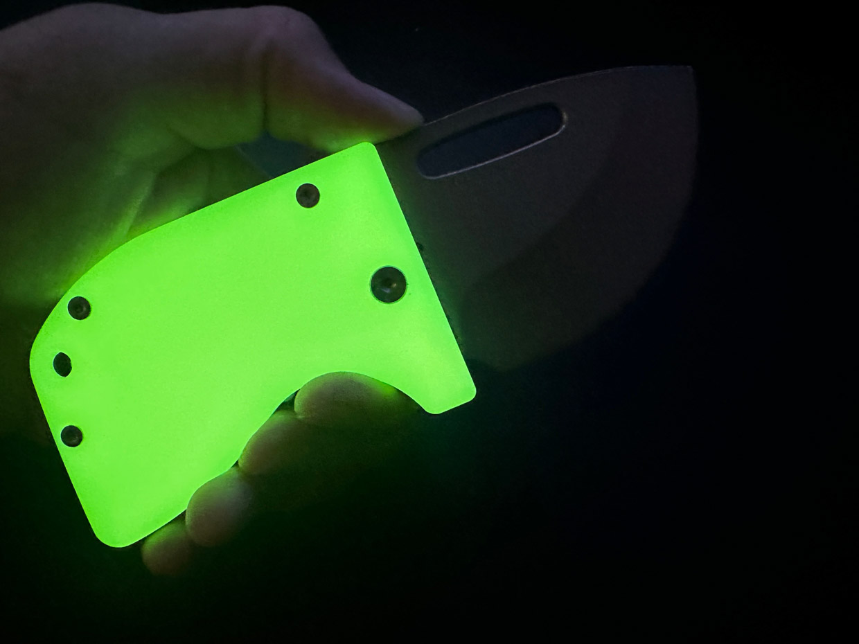 D2 Re-Action Ti Glow Folder Knife