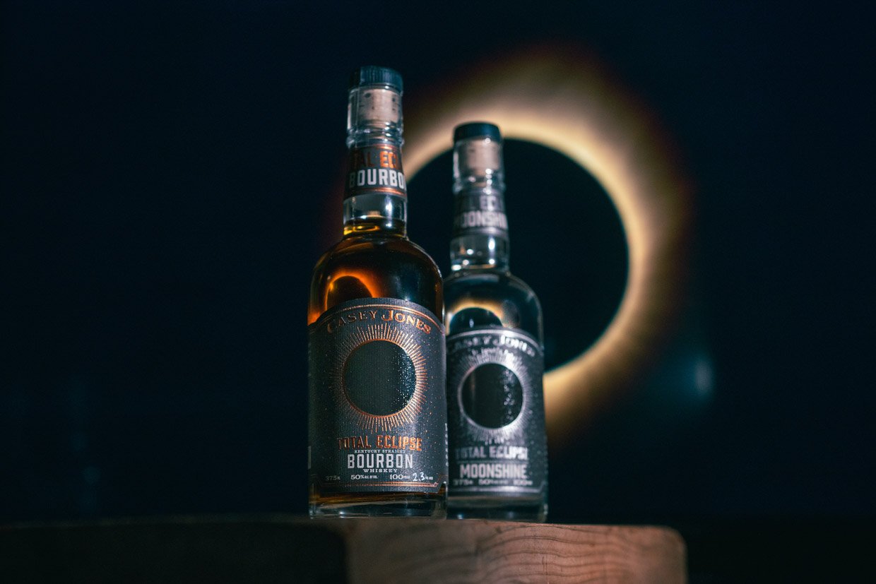 Casey Jones Total Eclipse Bourbon & Moonshine