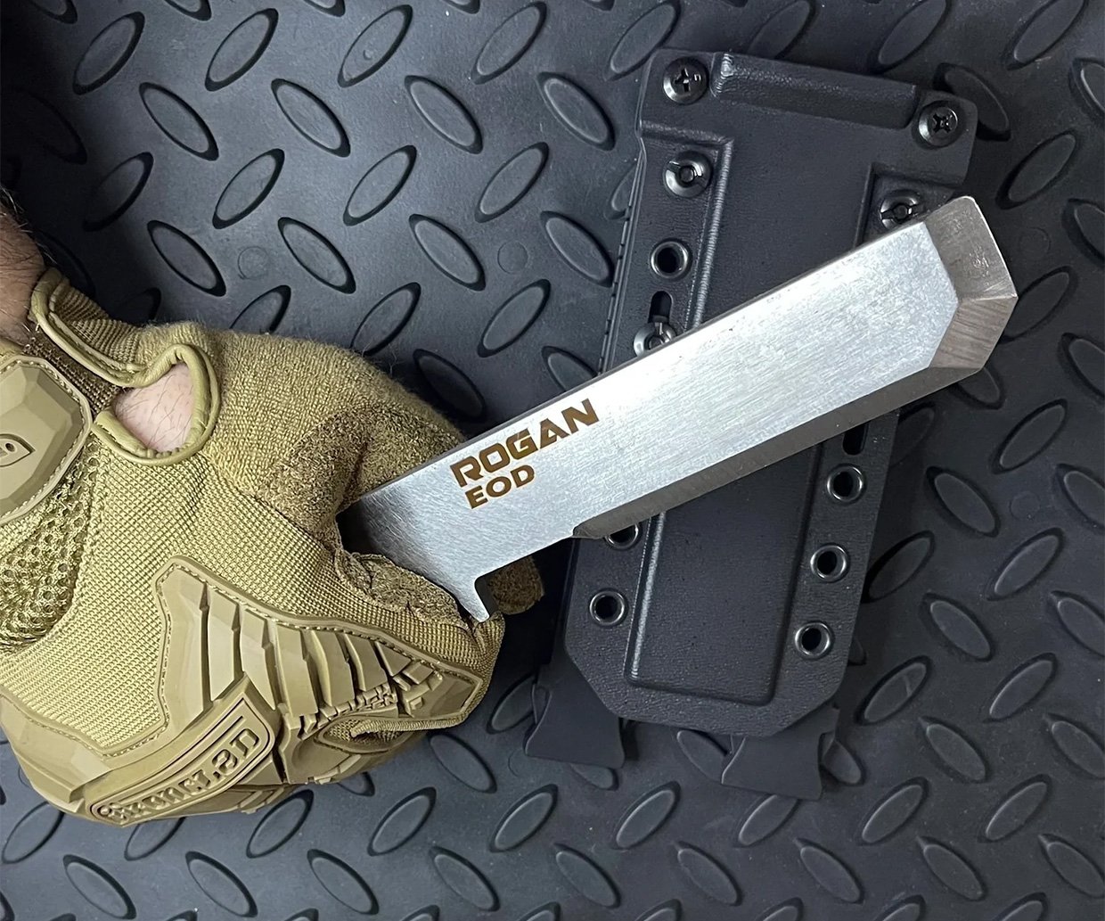 Rogan EOD Pry Bar + Chisel