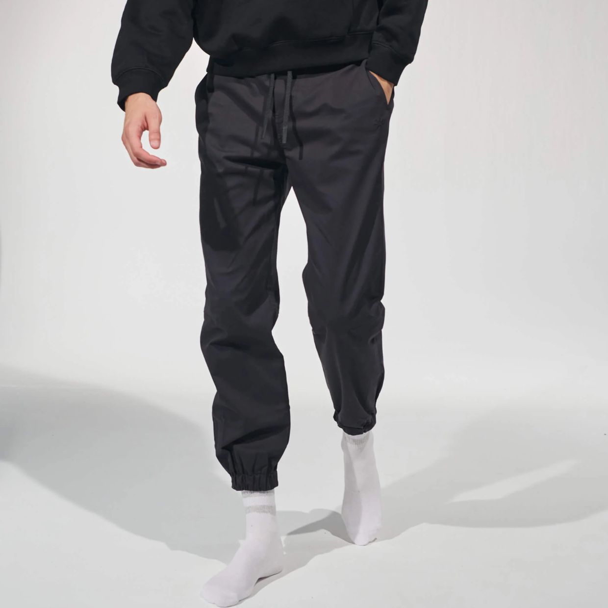 Tropicfeel Made Jogging Pants That at Great at Both Chilling and Trekking