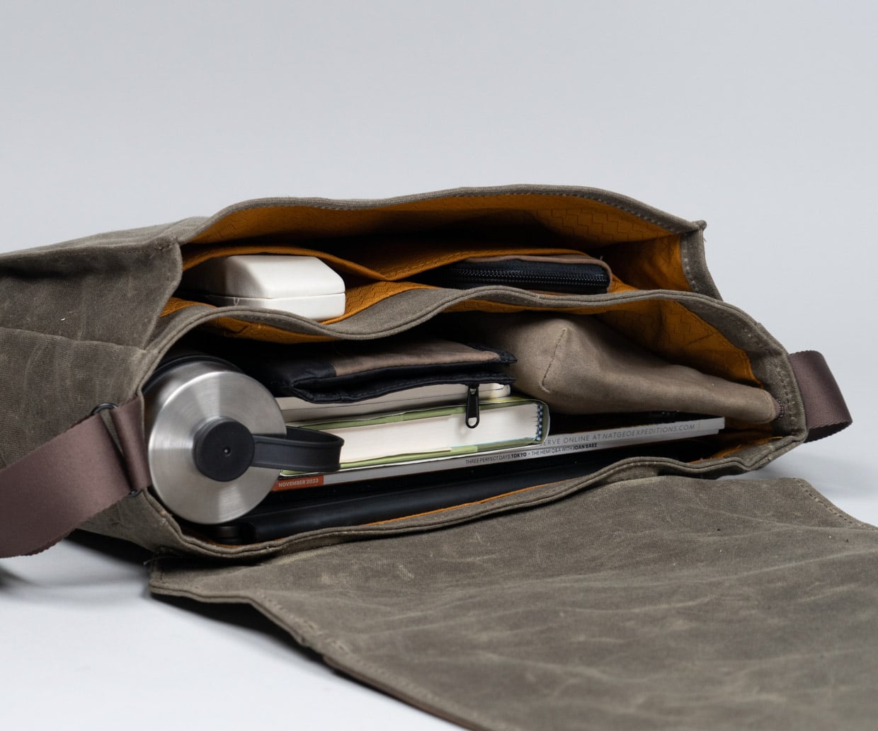 Waterfield Shinjuku Messenger Bags Are Perfect for Your New iPad