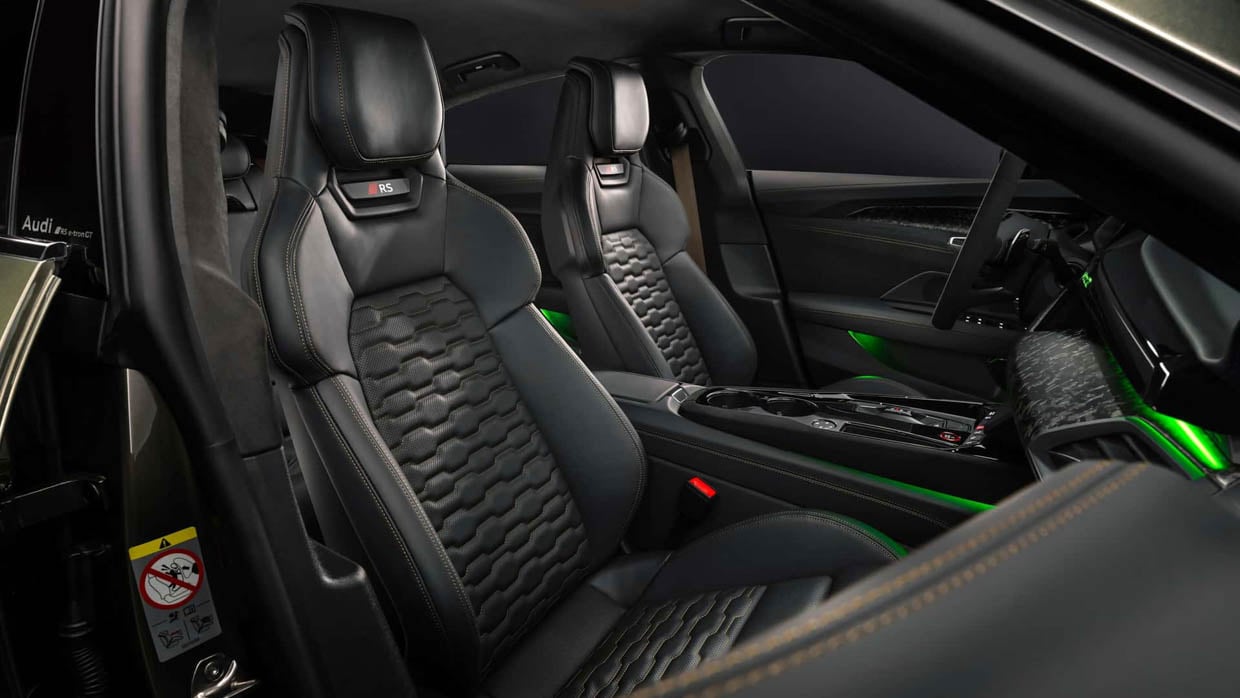 2025 Audi RS e-tron GT Performance