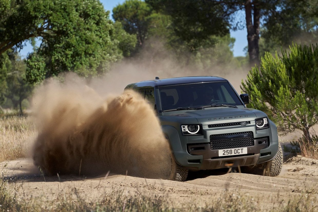 2025 Land Rover Defender OCTA