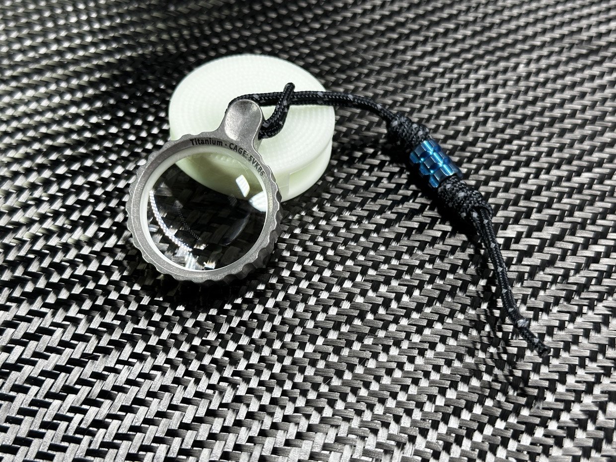 Titan Zoom Sapphire Lens Magnifier