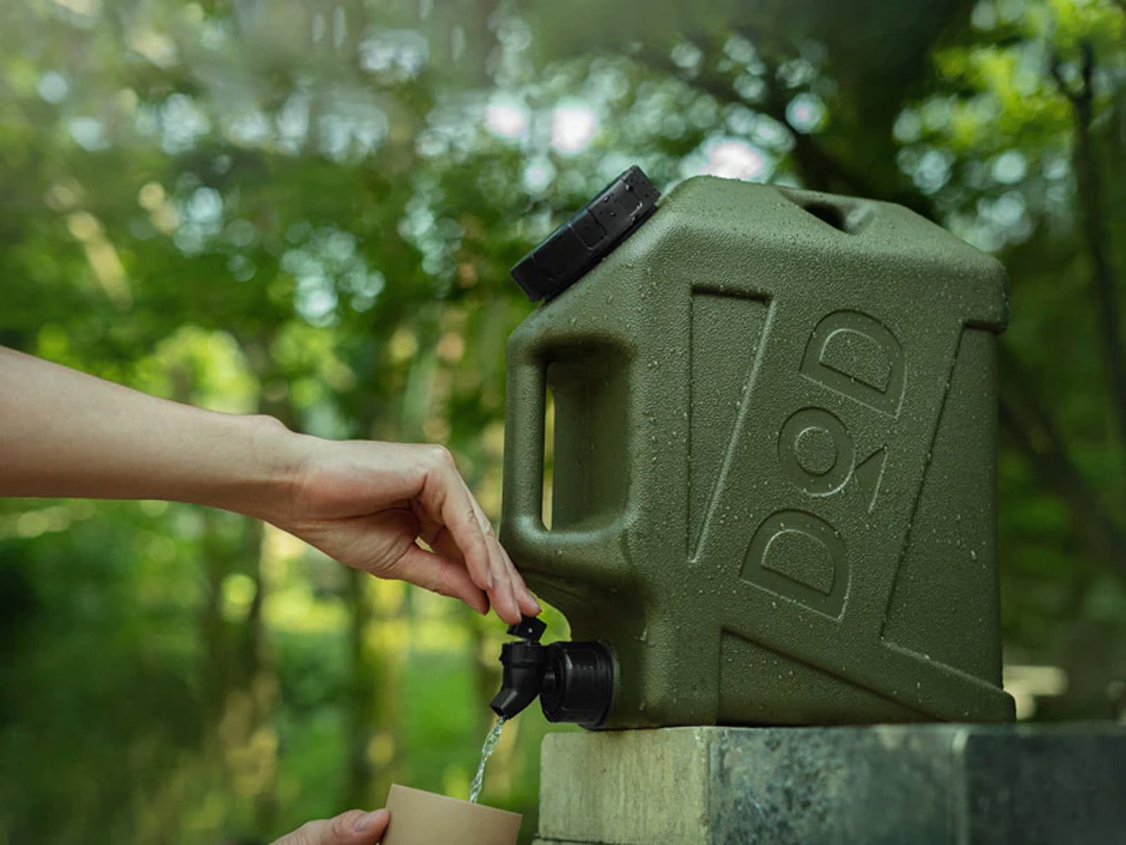 This Campsite Water Dispenser Looks Like a Jerry Can
