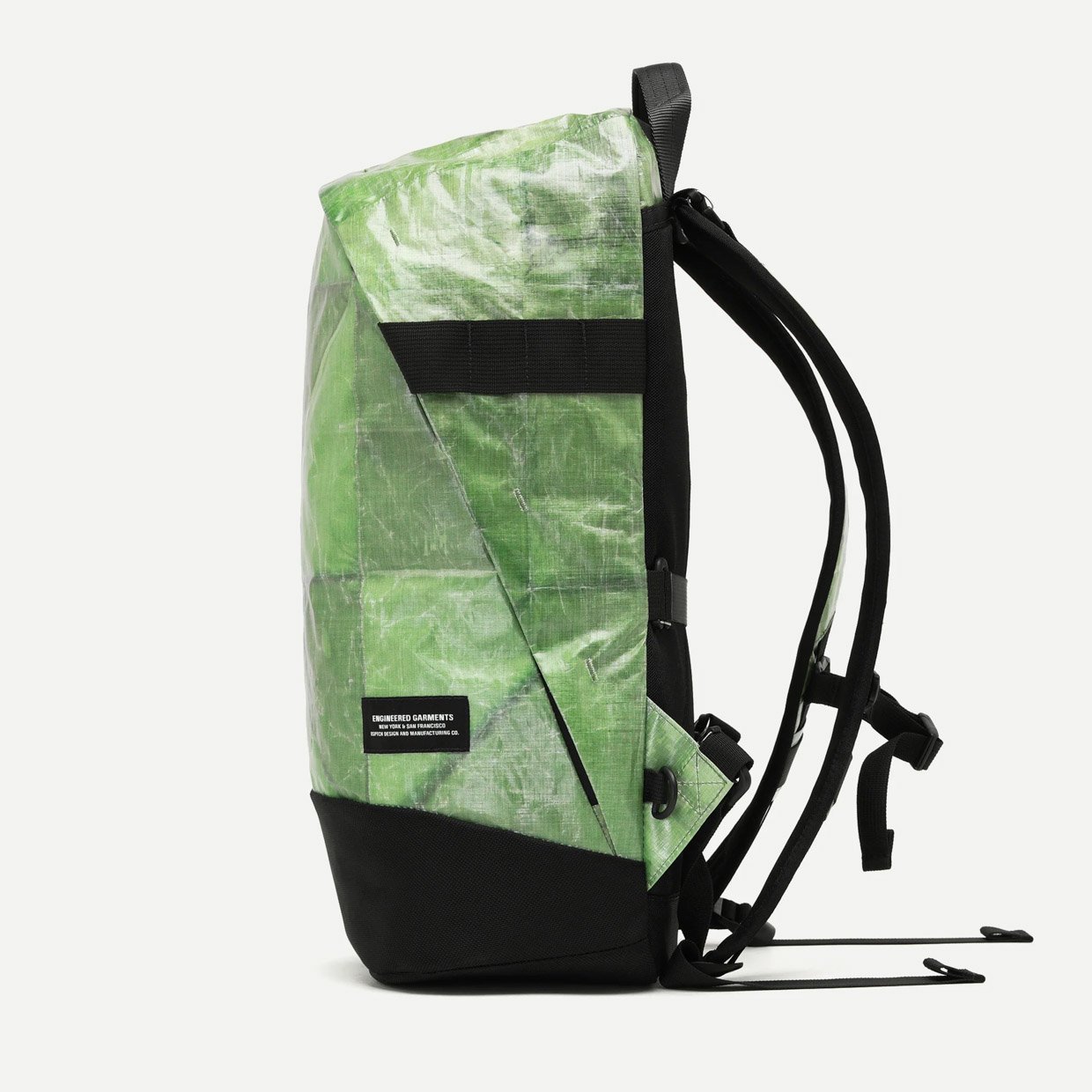 バッグ BROCHURE DYNEEMA BACKPACK BROCHURE DYNEEMA BACKPACK - メルカリ