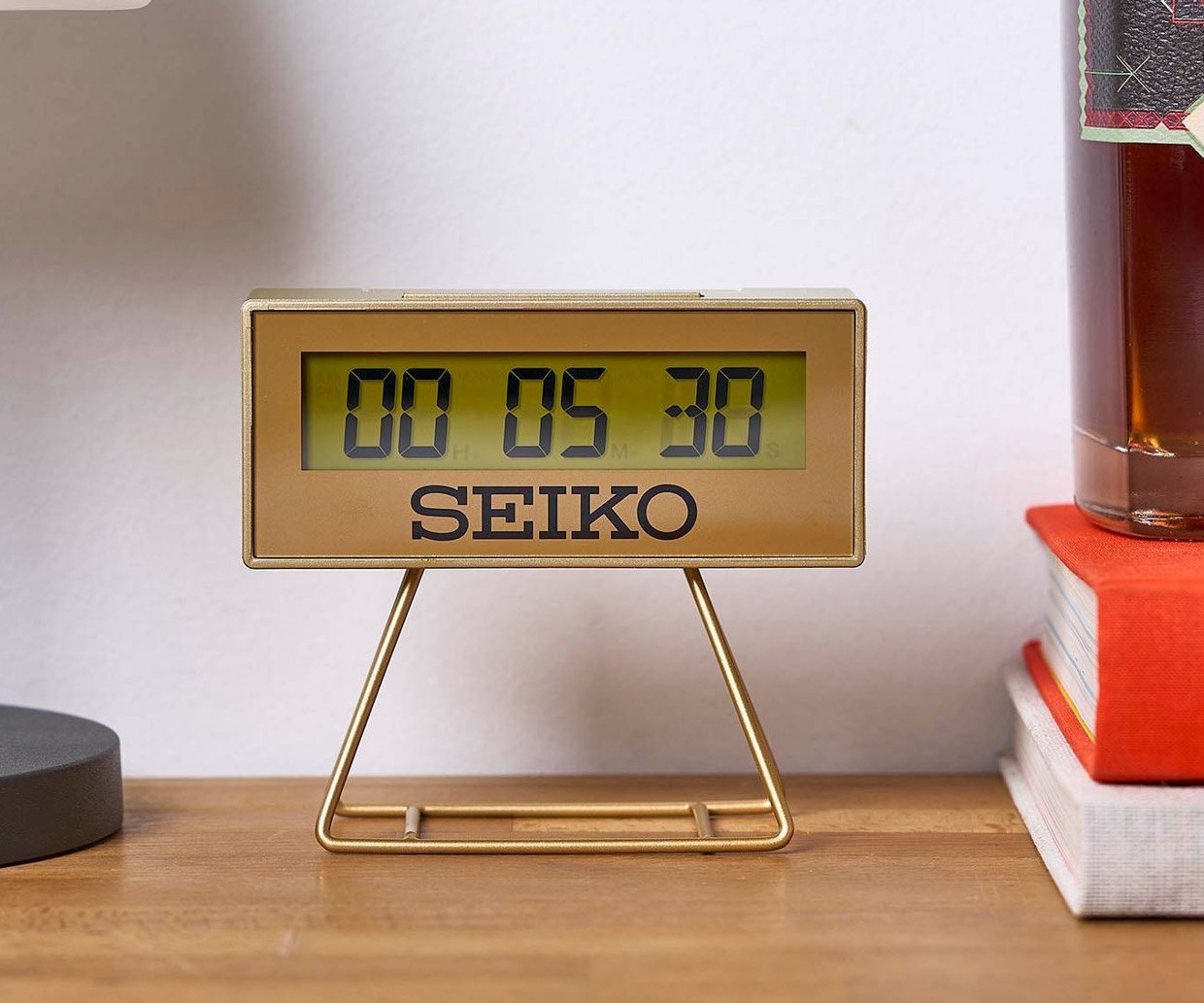 PENDULUX AVALON ALARM置時計 Take a Trip to the 1950s with The Orbit Table Clock