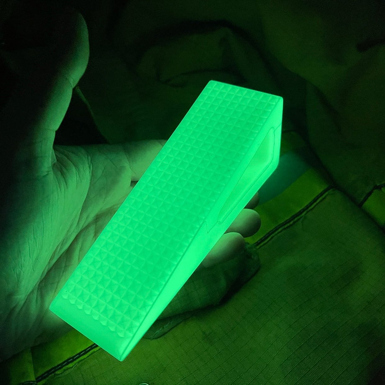 CountyComm TGW Glow Door Wedge