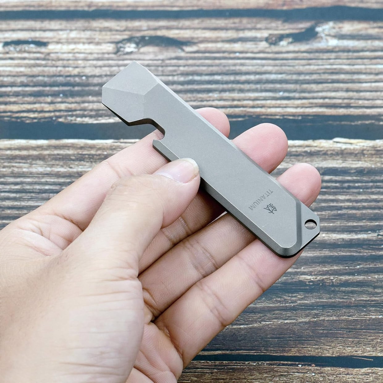 BANG TI's Keychain Multitool Packs a Pry Bar and Bottle Opener
