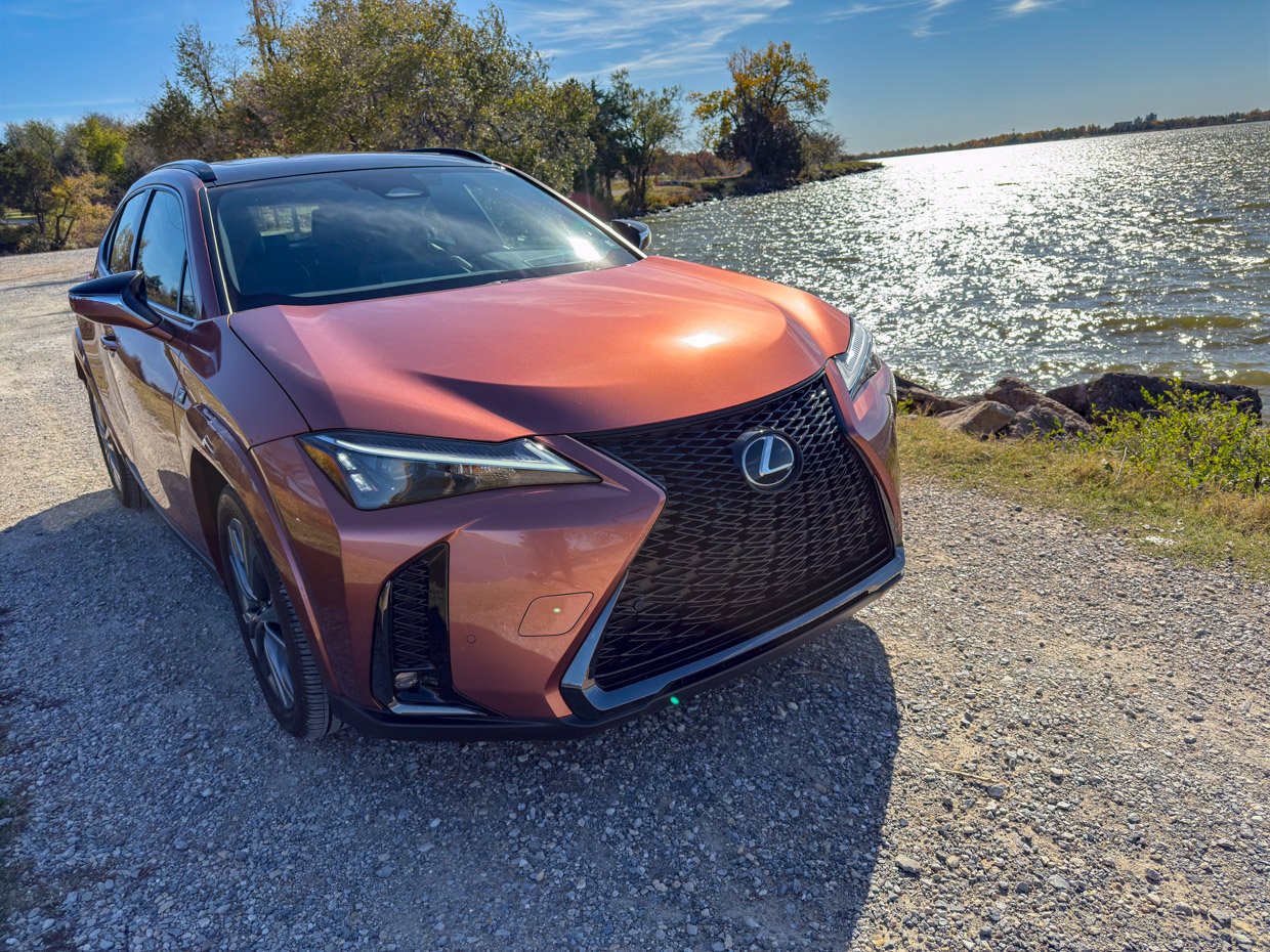 Driven: 2025 Lexus UX 300h F SPORT Handling