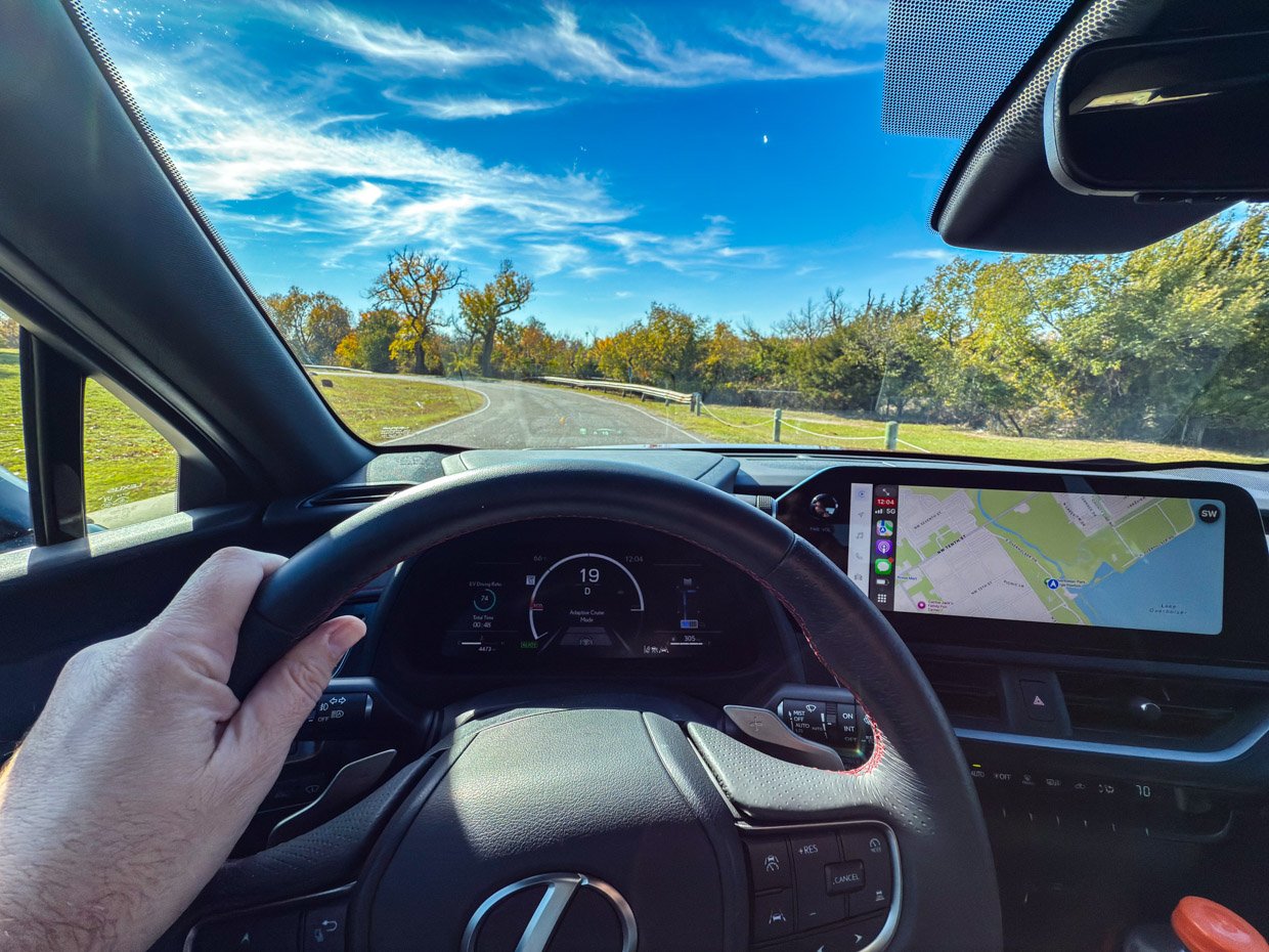 Driven: 2025 Lexus UX 300h F SPORT Handling