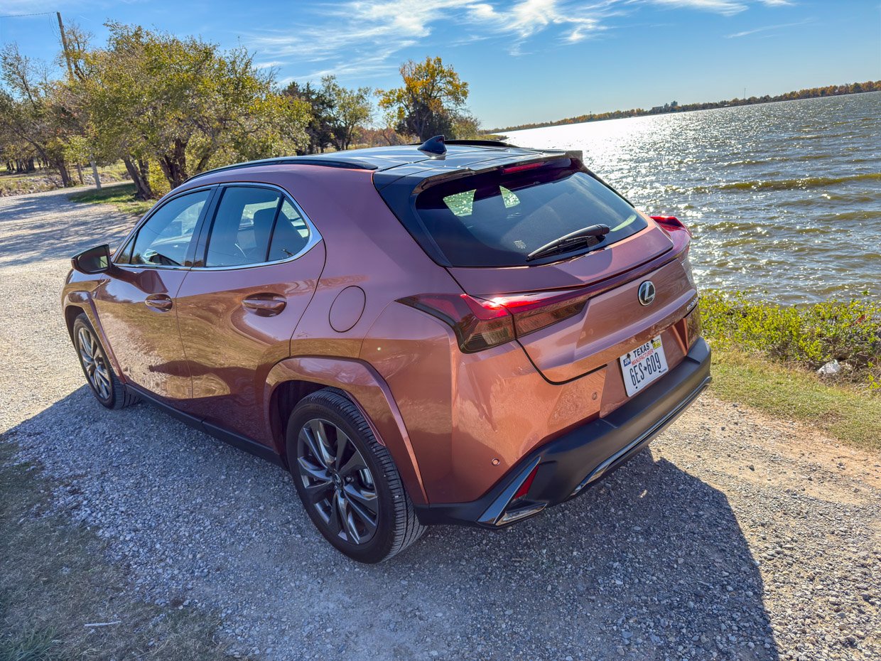 Driven: 2025 Lexus UX 300h F SPORT Handling