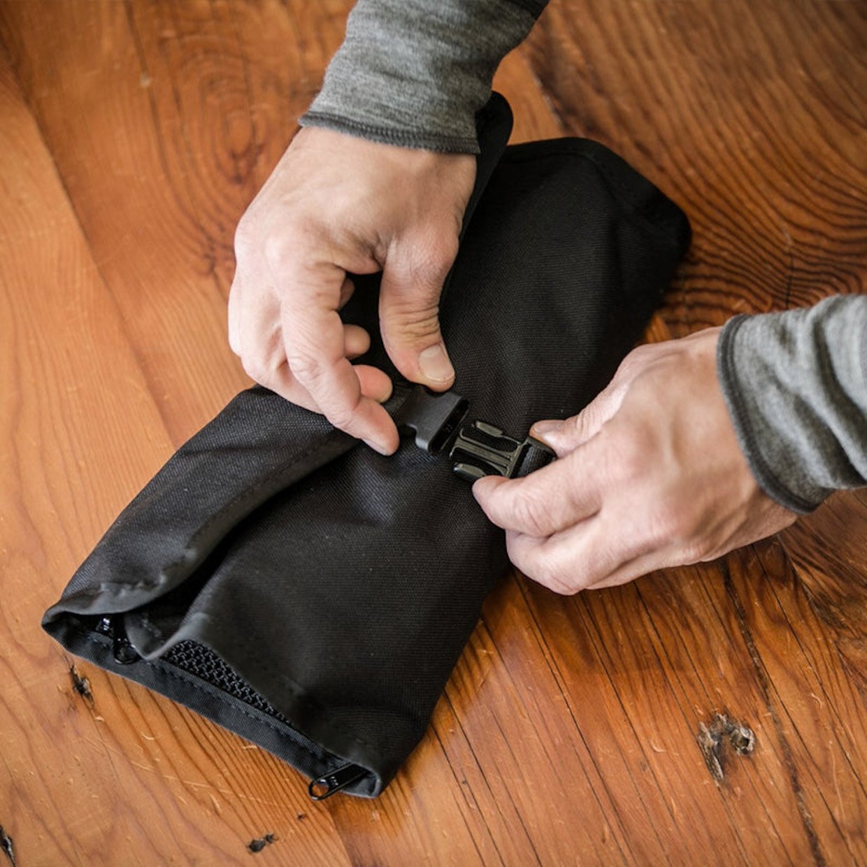 Mission Workshop Tool Roll Keeps Your Everyday Essentials