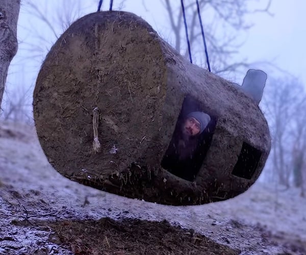 Building a Hanging Bushcraft Treehouse
