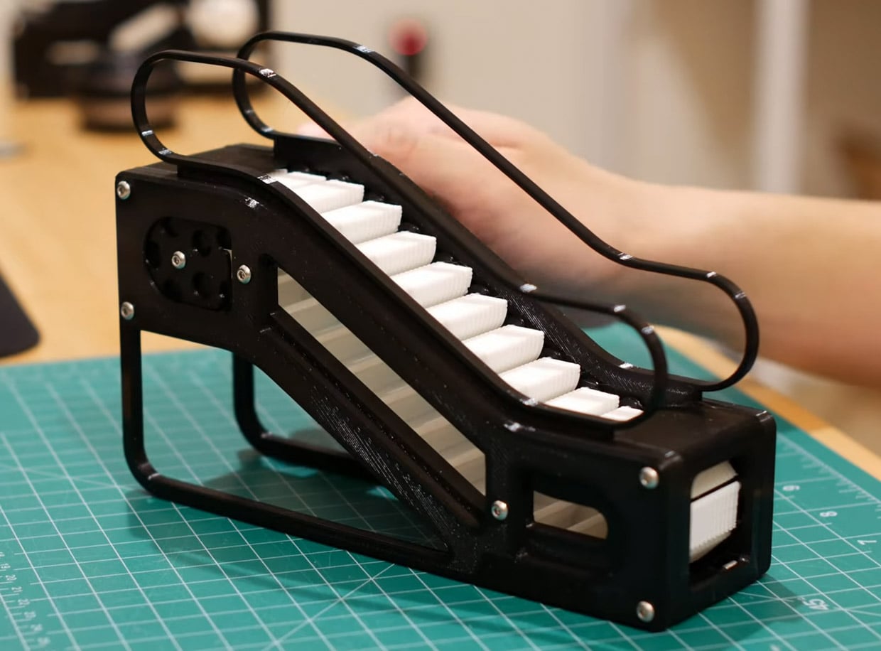 Desktop Escalator Model