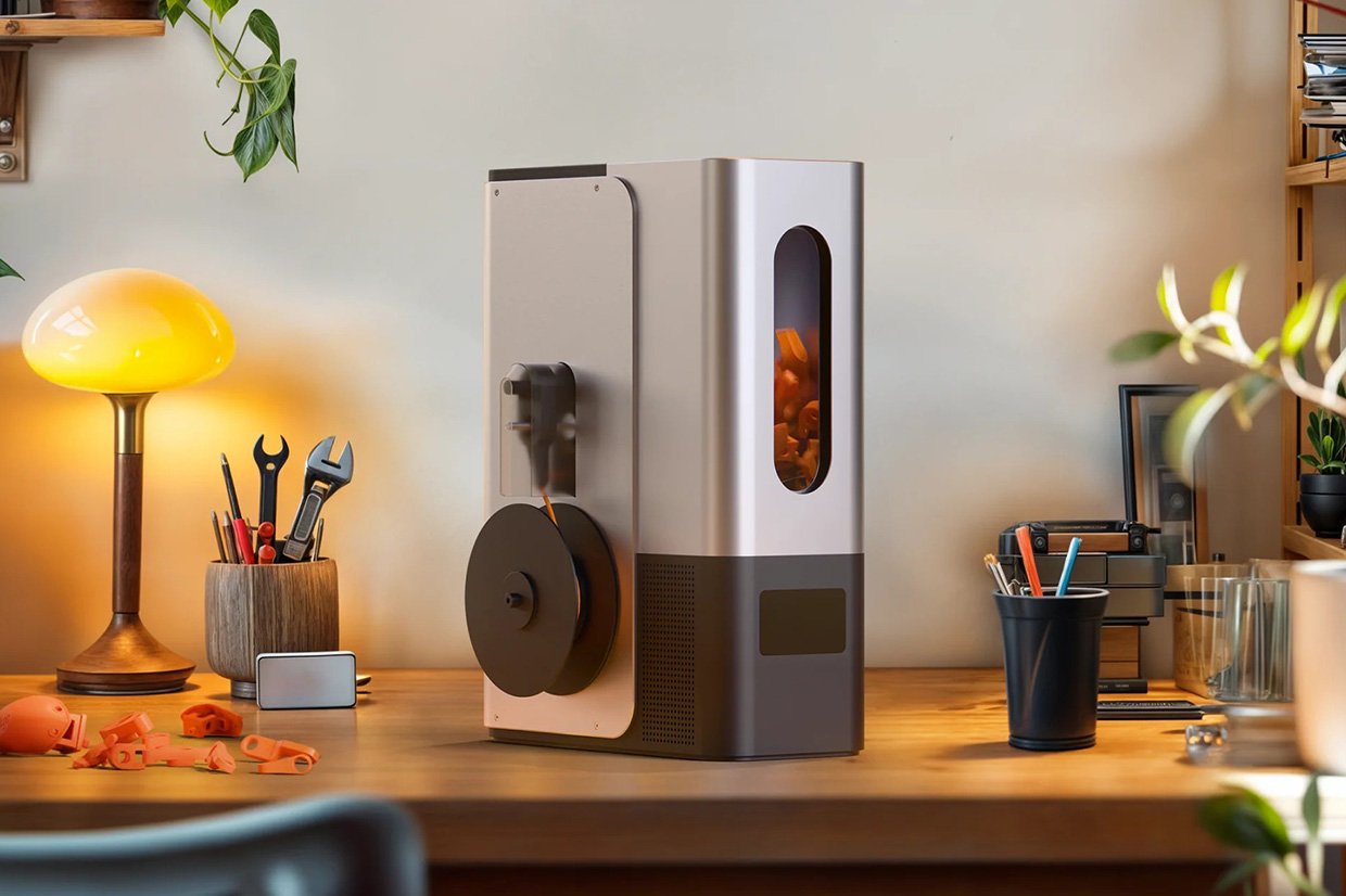 Loop Desktop 3D Filament Recycler