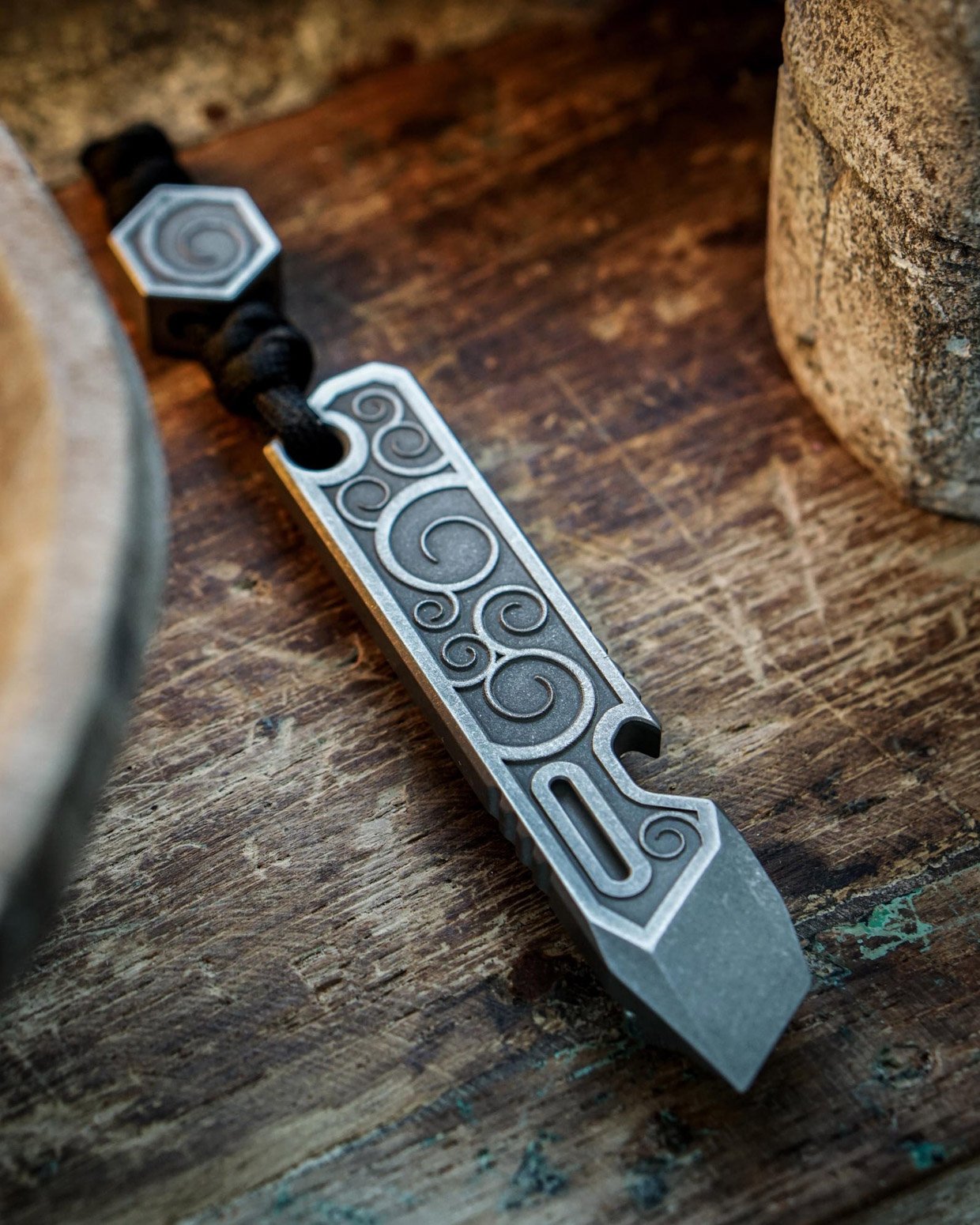 Kronos V2 Titanium Pry Bar
