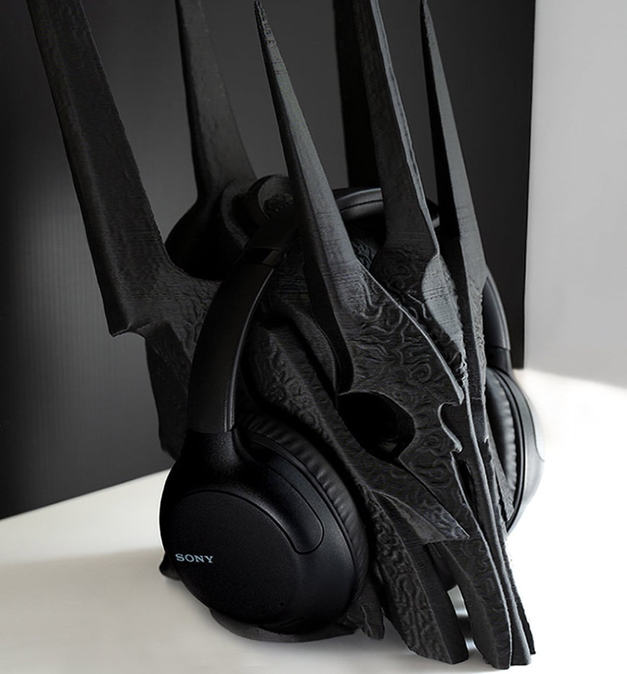 Sauron Headphone Stand