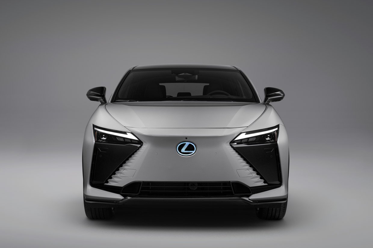2026 Lexus RZ 350e + RZ 550e