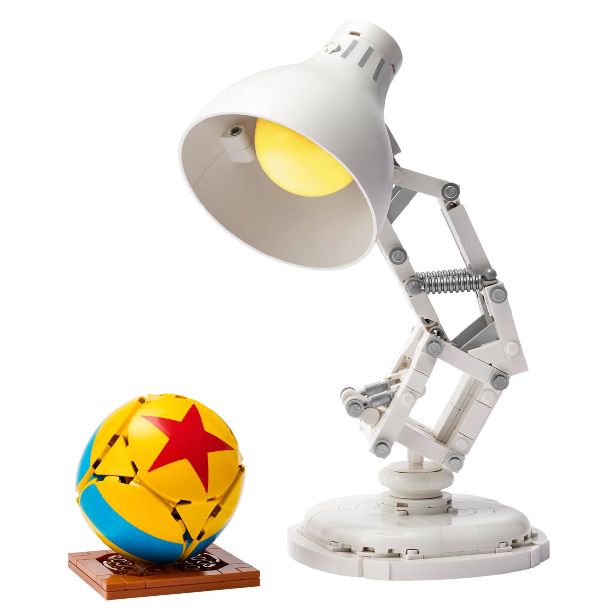 LEGO Disney/Pixar Luxo Jr.