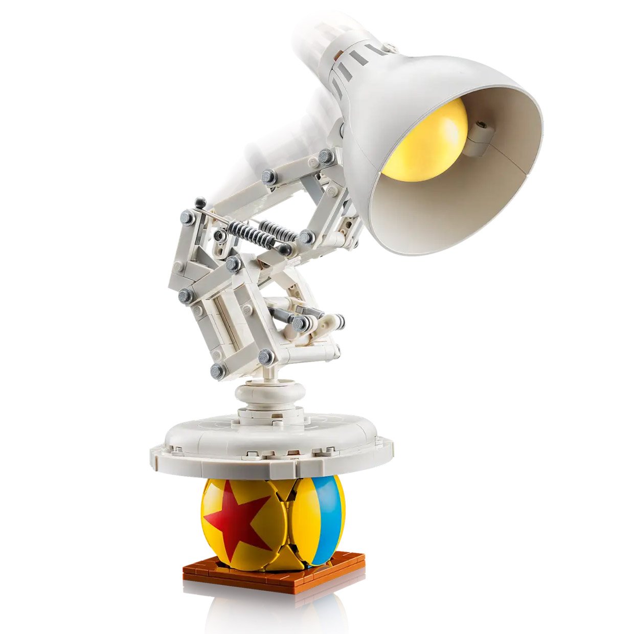 LEGO Disney/Pixar Luxo Jr.