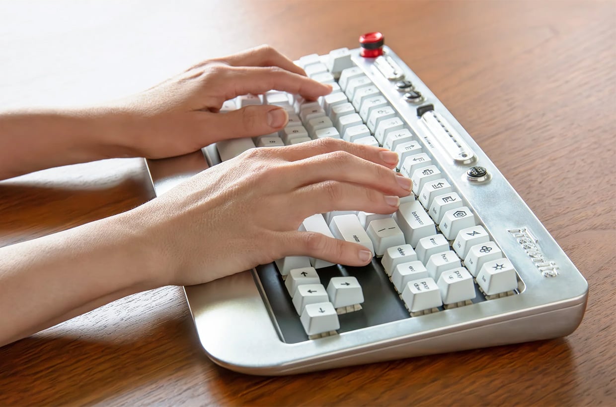 The Wordrunner Keyboard Automatically Counts Your Words