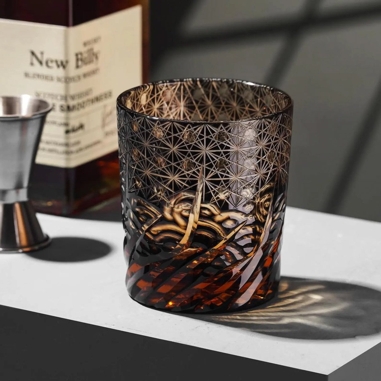 Black Wave Crystal Whiskey Glass