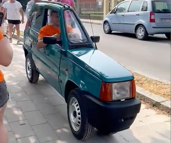 World’s Skinniest Car (aka the Flat FIAT)